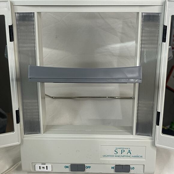 Vintage Sharper Image Magnifying Mirror Lighted Bifold Portable Makeup Tool Work - Picture 4 of 13